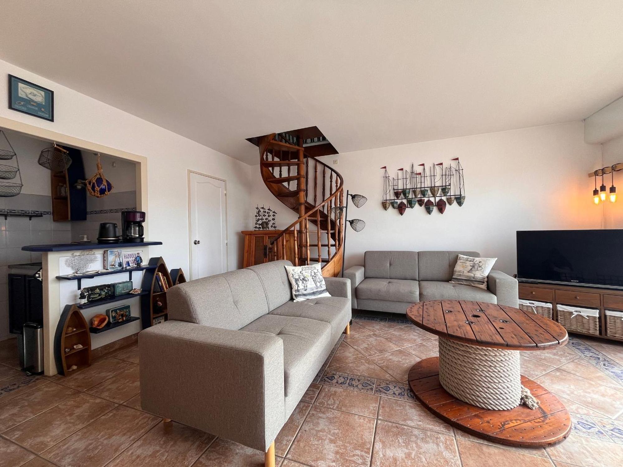 Coeur De Saint-Jean-De-Luz : Appartement Lumineux Avec Balcon, Proche Plage Et Commerces - Fr-1-239-1079 外观 照片